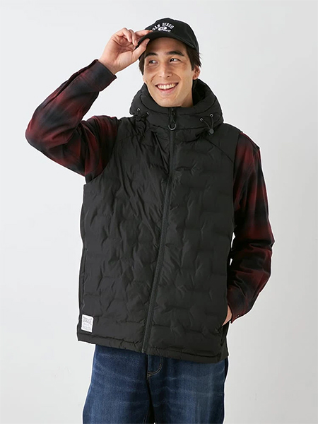 小物使いで視線を逸らす