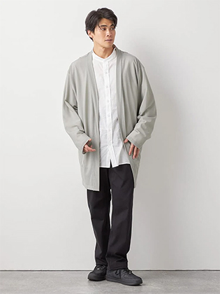 カーディガンのコーデ例