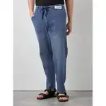 デニムパンツ